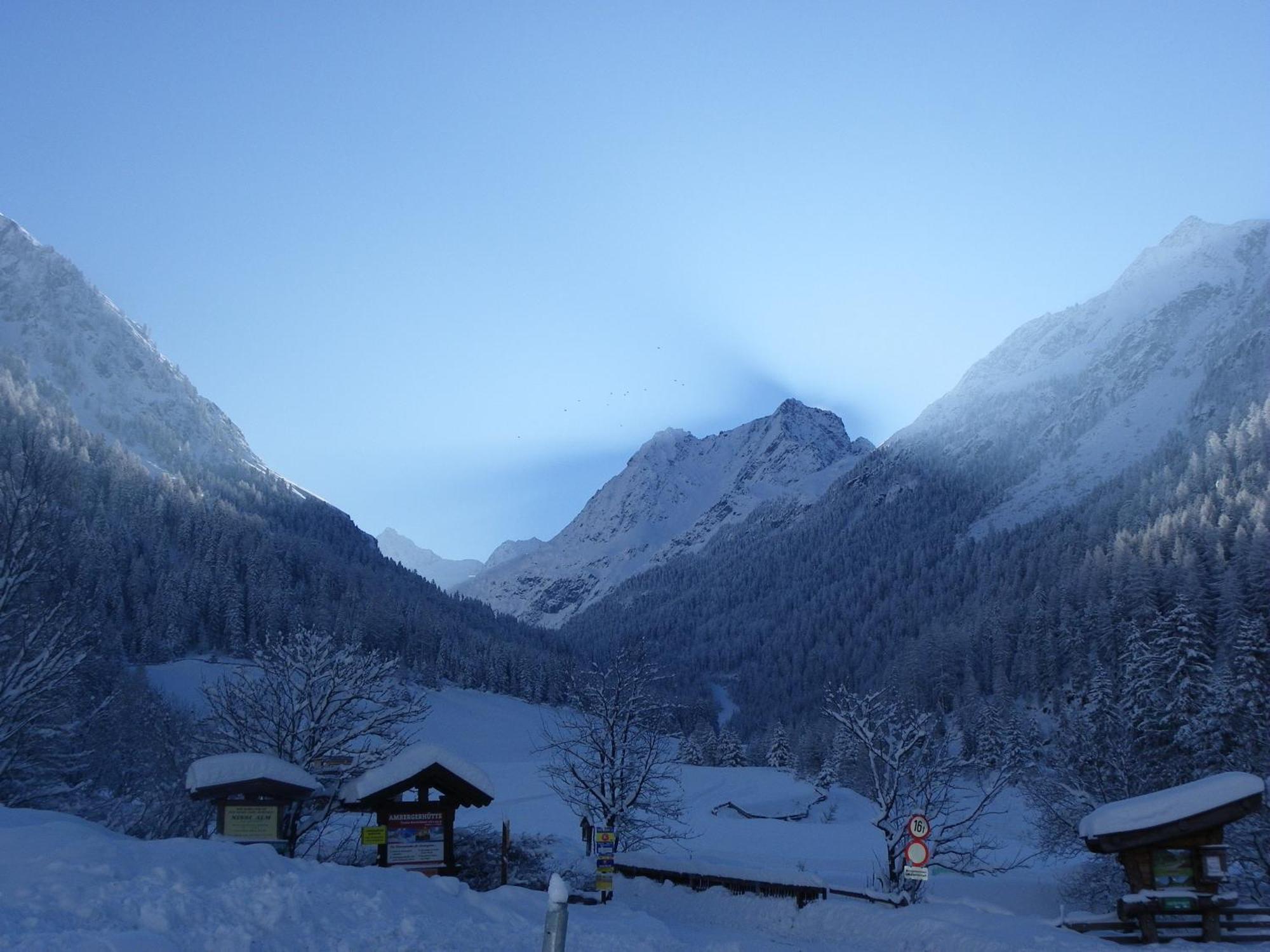 Gaestehaus Berghof Schoepf Längenfeld Dış mekan fotoğraf